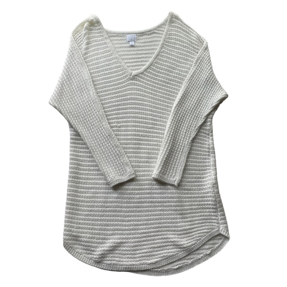 SOHO New York & Co Tunic Sweater Cable knit white Size medium V-neck Casual